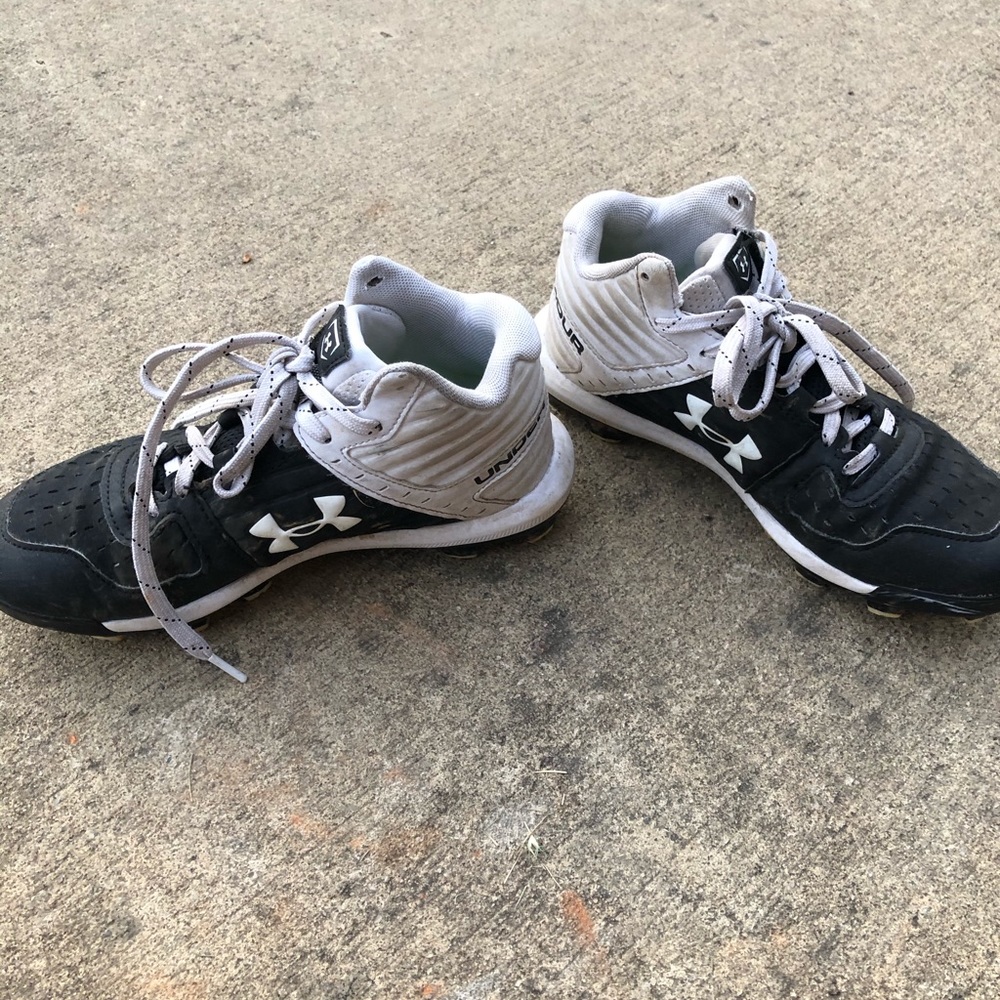 Under Armour Football cleats